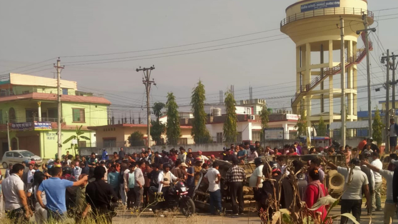 सैनामैनामा दुर्घटना हुँदा ८ जना घाईते, २ को अवस्था गम्भीर