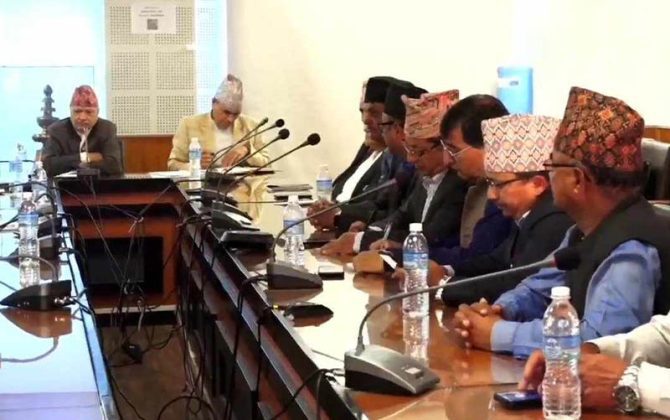 सरकार र आन्दोलनरत शिक्षकबीचको वार्ता सकिएको छ। सिंहदरबारस्थितशिक्षा मन्त्रालयमा शनिबार बिहान भएको वार्ता कुनै निष्कर्षमा नपुगी टुंगिएको हो।