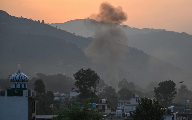 फेरी सुरु भयो युद्ध : पाकिस्तानले तीन घण्टामै युद्धविराम तोडेको भारतको आरोप