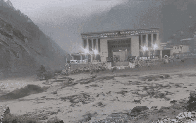 भोटेकोशीमा बाढी : १८ जना बेपत्ता