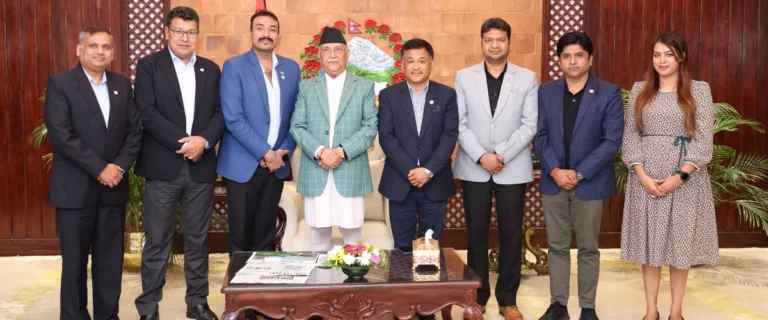 आगामी भदौ ३ गतेदेखि सुरु हुने नाडा अटो शो–२०२५ को उद्घाटन गर्ने भएका छन् । आइतबार नाडाका अध्यक्ष करण चौधरीको नेतृत्वको गएको प्रतिनिधिमण्डलले प्रधानमन्त्री ओलीलाई भेटेर निमन्त्रणा गरेको हो ।